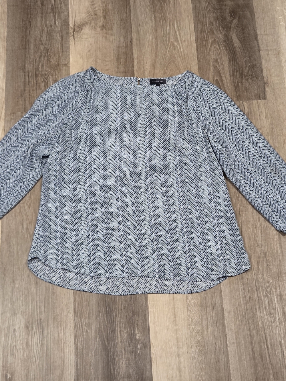 The Limited Medium Blue Chevron Pattern Top 3/4 Sleeve